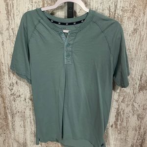 GAP Men’s Shirt size L